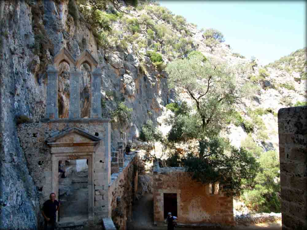 Katholiko Monastery 02