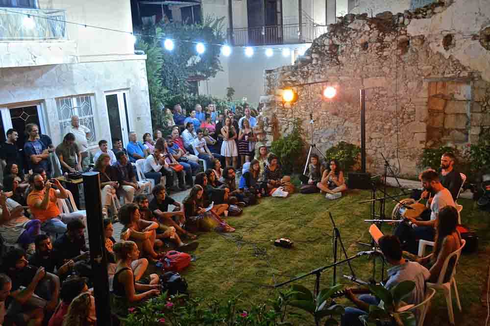 houdetsi festival in crete c01