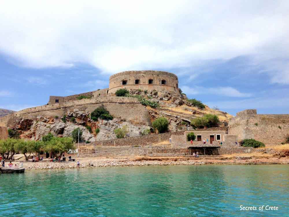 visit spinalonga c04