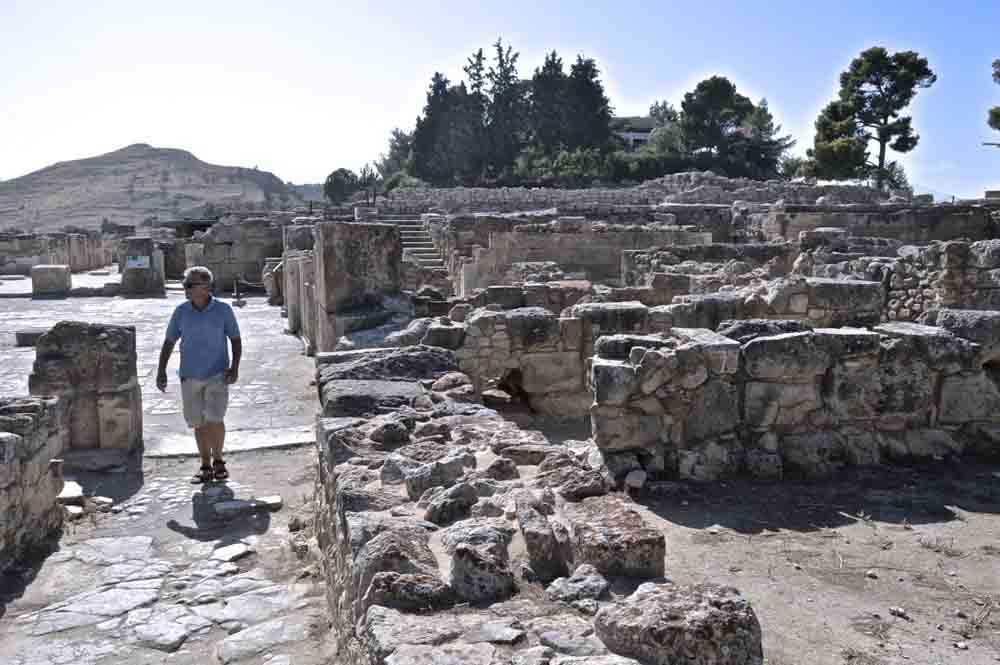 tour image the south trail of minoans and legends of libyan sea 09